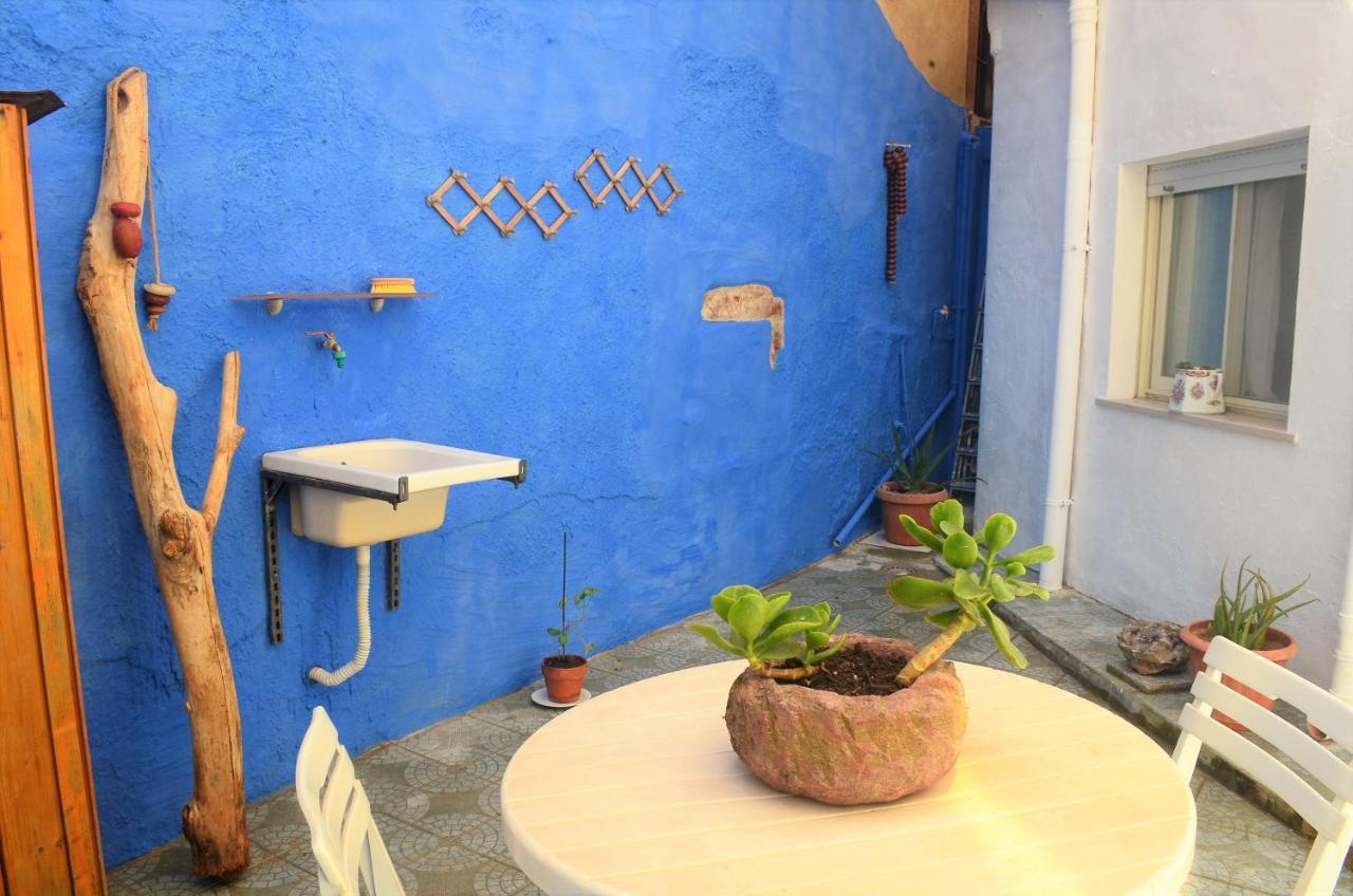 Duas Pedras, Private Apartment In The Heart Of Bosa Kültér fotó