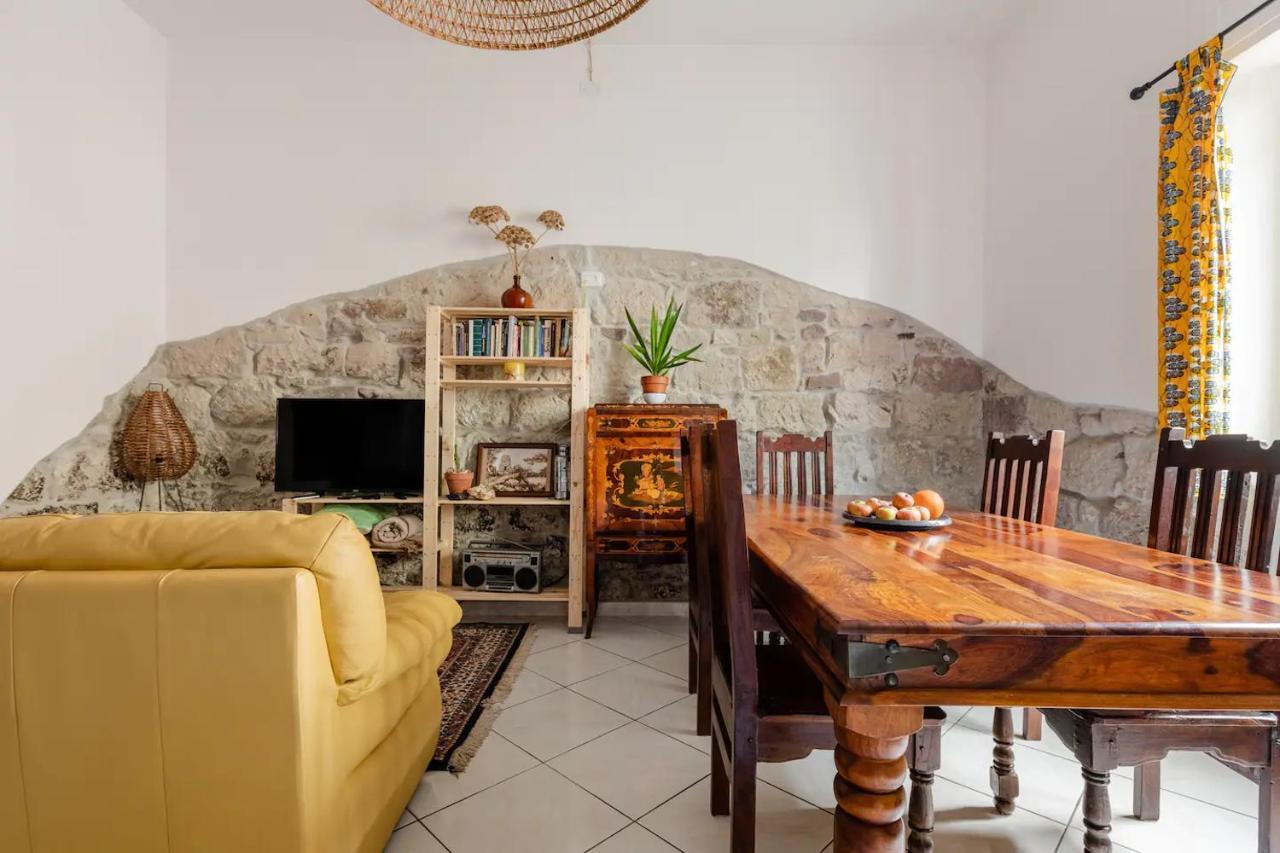 Duas Pedras, Private Apartment In The Heart Of Bosa Kültér fotó